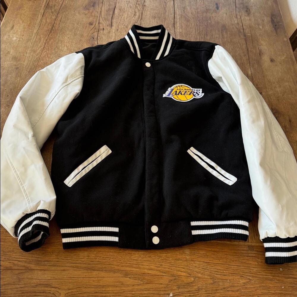 Vintage Reversible Varsity Lakers Jacket JH Design Black And Cream Medium